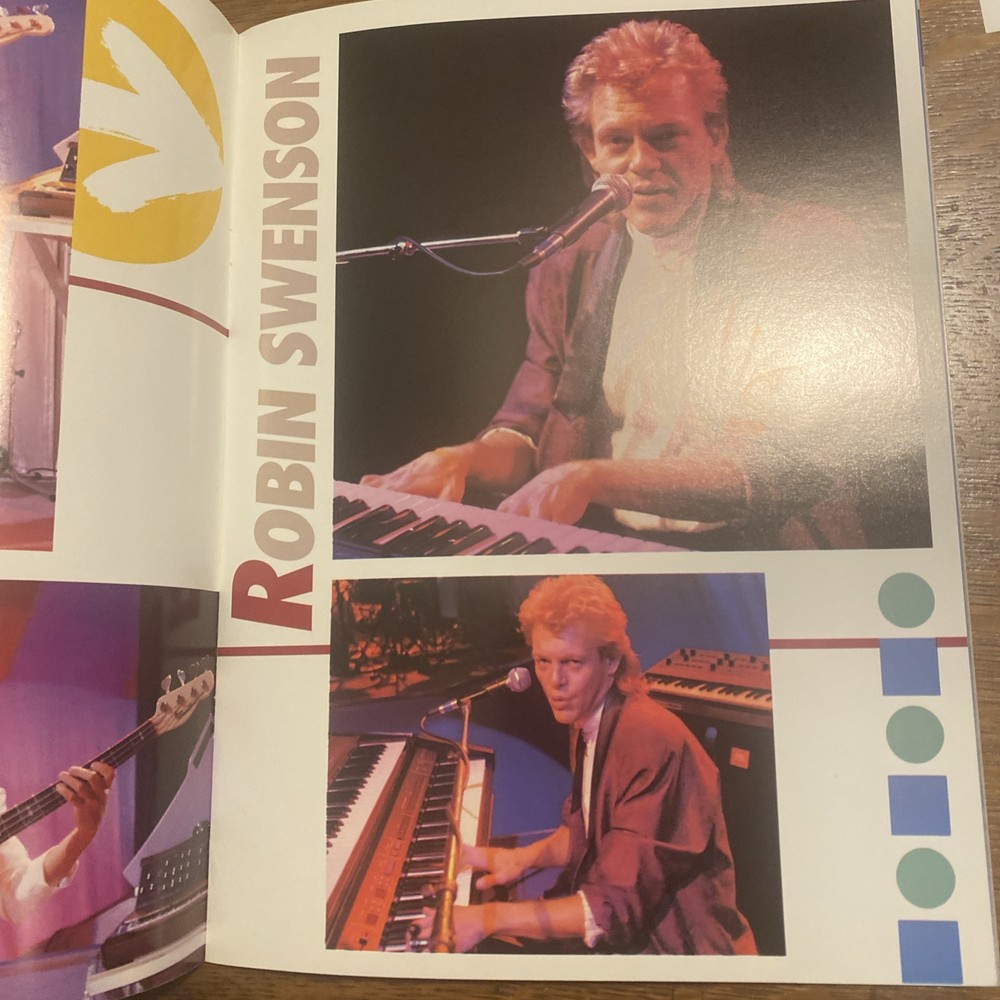 1986 Air Supply In Motion Tour Program Graham Russell Hitchcock Signed Auto