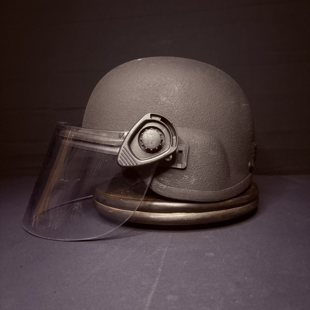 Protech Bullet Proof Helmet 3A IIIA Size Medium Removable Face Shield (SHORT)