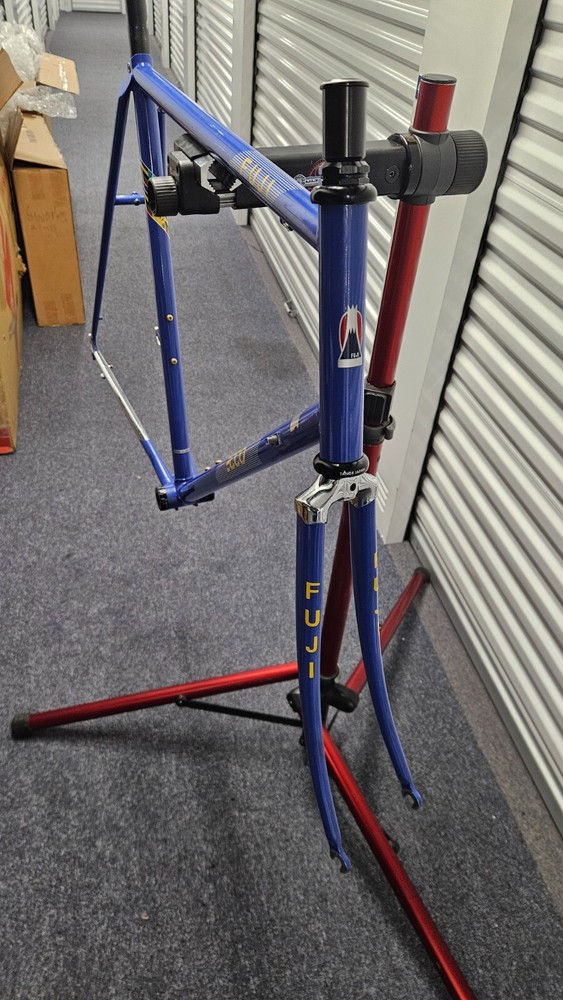 1987 Fuji Ecco frame, fork, headset -61cm - VGC