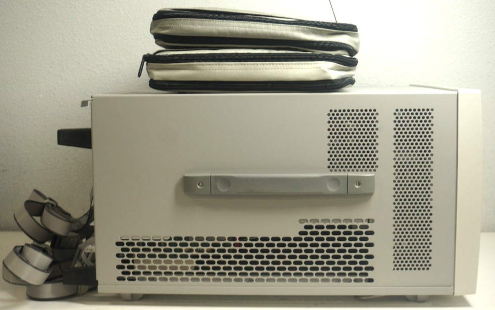 Agilent/Keysight - 16902B - Logic Analysis System with 6 POD Cables and 2 Cases