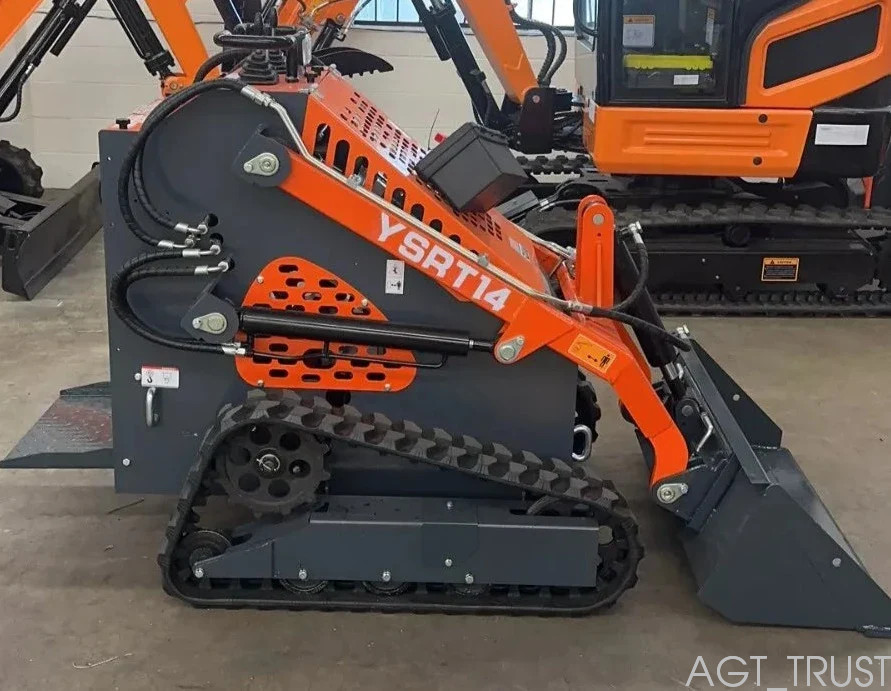 AGT AGT-YSRT-14 0.75Ton Stand-On Skid Steer Track Loader