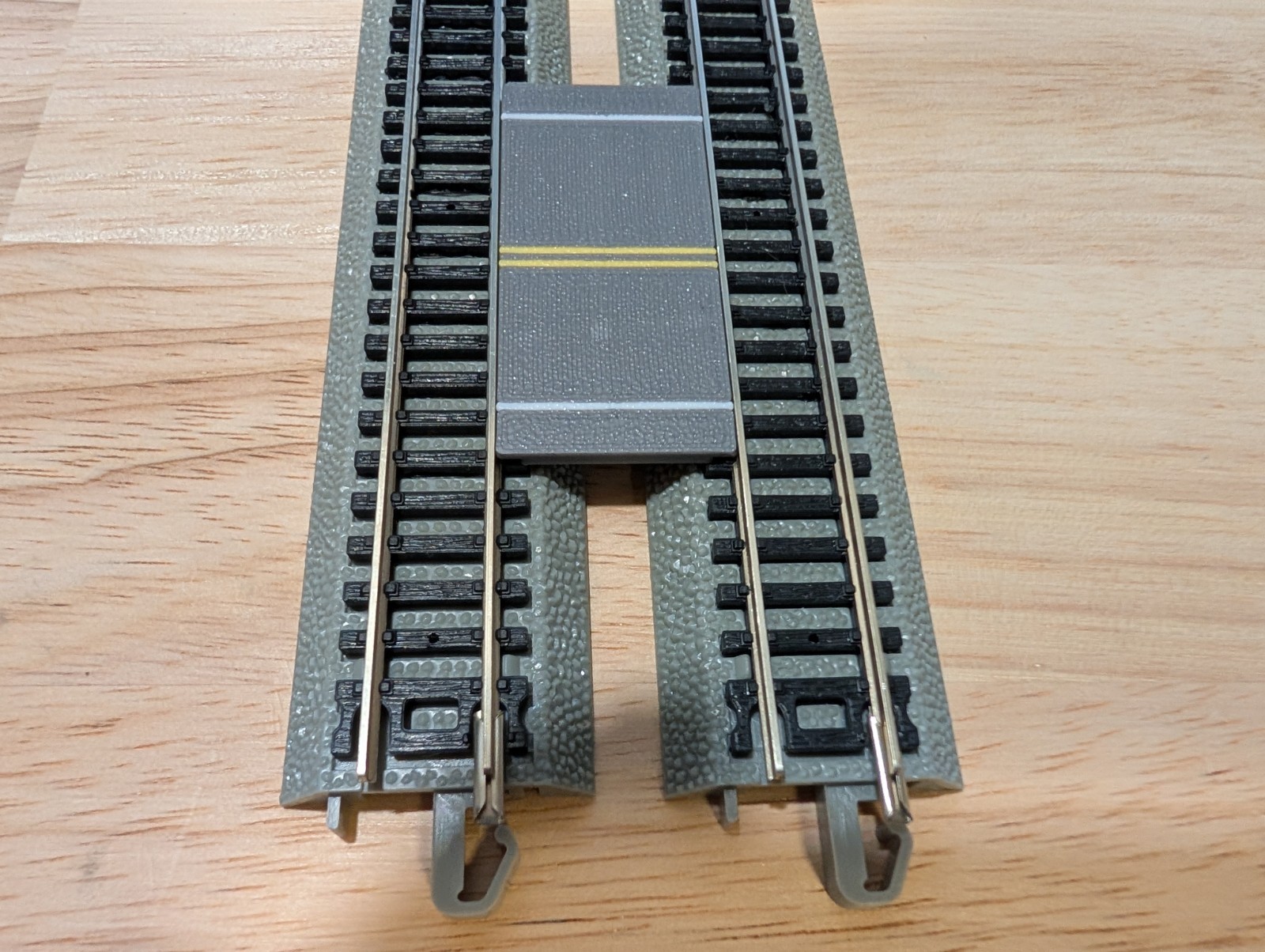 MRG RoadWayz - N Scale Road System-Railroad Crossing Expansion Set Kato and EZ