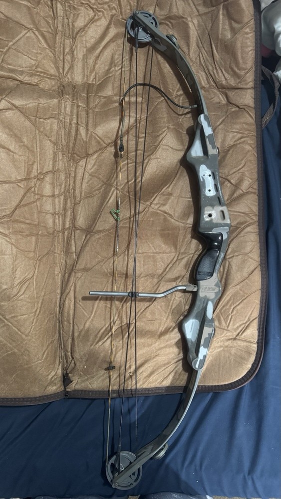 Pearson Spoiler Compound Bow RH 70