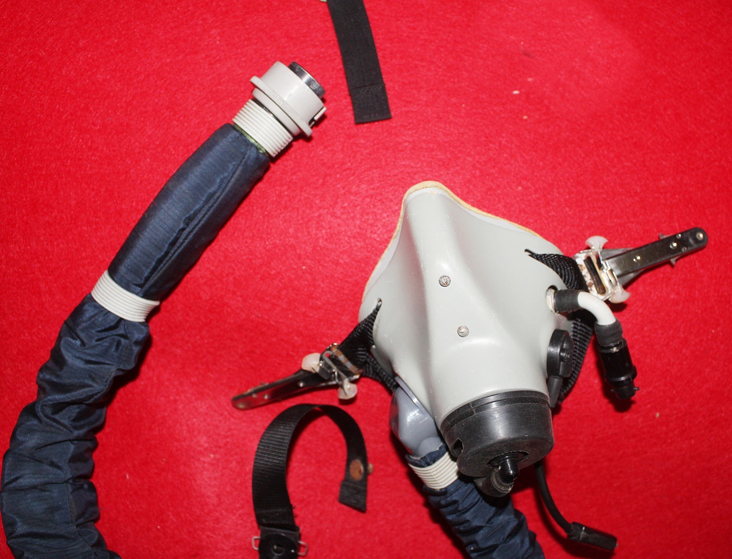 Fighter Pilot Fighting Air Force Oxygen Mask $ 199.9