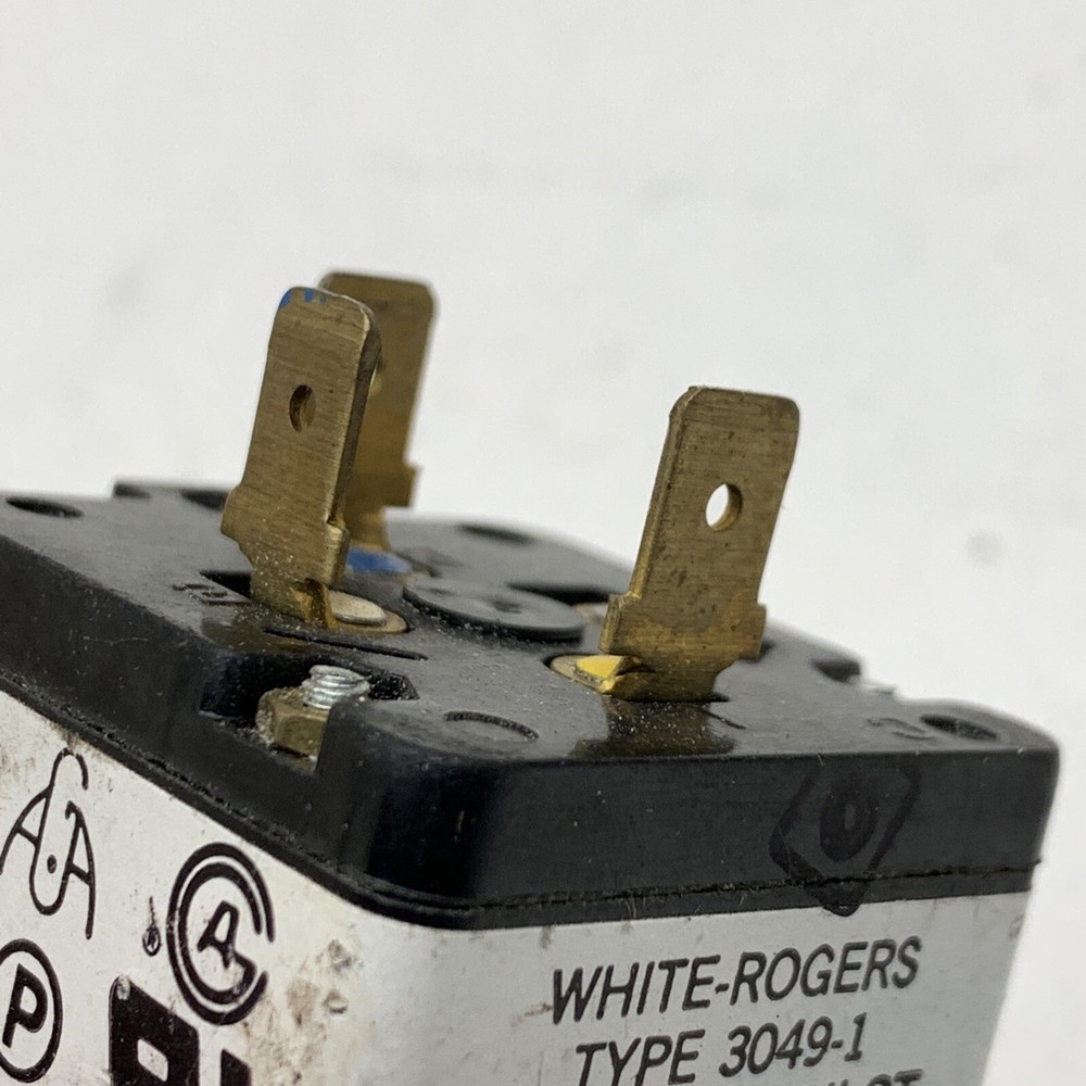 White-Rodgers 3049-1 Automatic Pilot, NEW old stock