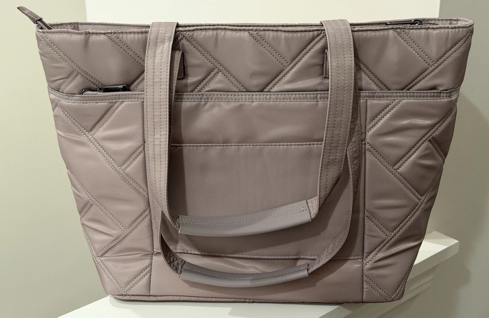 Lug Disney World Animal Kingdom Park Mickey Mouse Tree Of Life Skyliner Tote Bag