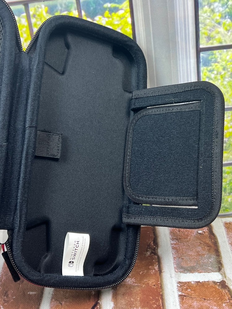 Nintendo Switch - Super Mario Protection Case Kit