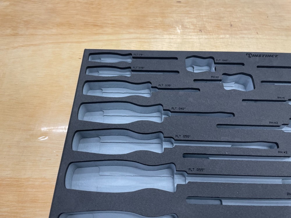 Snap-on Tools TITANIUM FOAM Tray for 16pc Soft Grip Screwdriver Set FMSGD01BDT