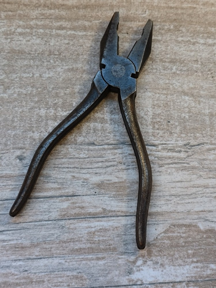 Nice Vintage Fuller 7" Combination Pliers