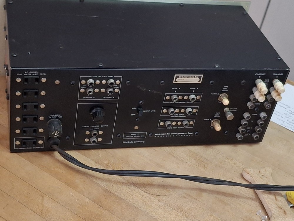 Vintage MARANTZ Model 7T Pre Amplifier Stereo Console Solid State Silver WORKS