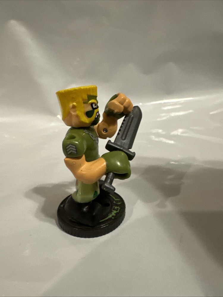 2021 Legends Of Akedo Series 1 BUZZ CUT CLASSIC Arcade Warrior w/ Controller