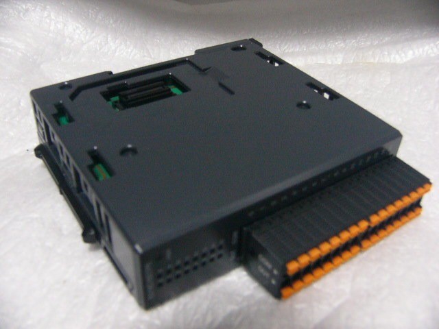 KEYENCE PLC KV-NC16ETPE IO USED