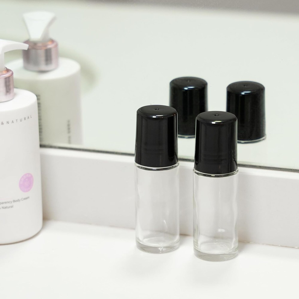 2 PCS Empty Glass Roller Bottles Plastic Ball ，Deodorant Roll On clear