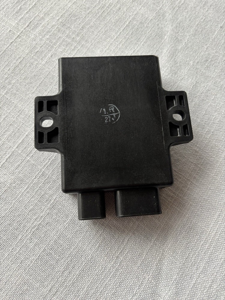 Denso ICM (ignition Control Module) 131800-7071