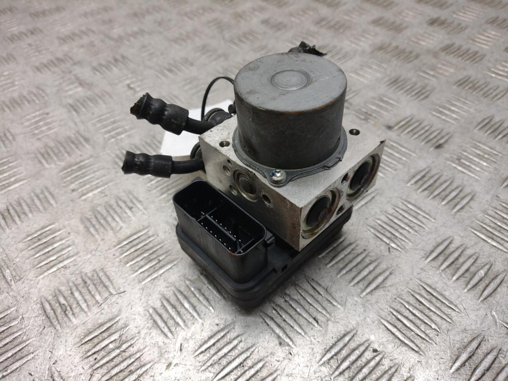 2015 YAMAHA MT-07 ABS Pump