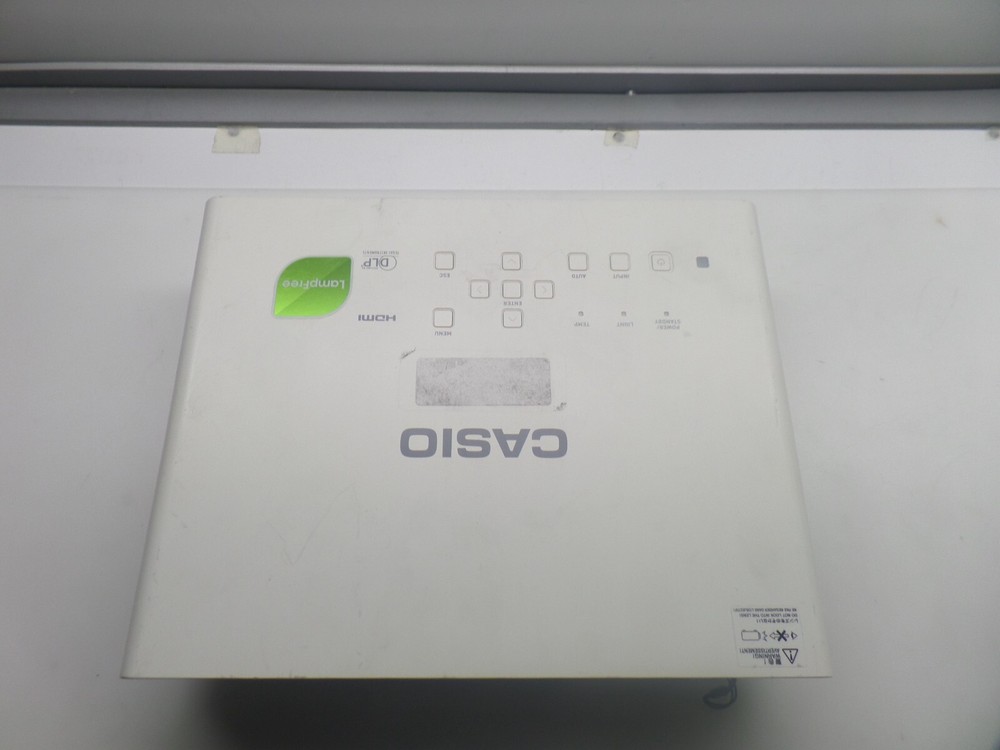 Casio DPL HDMI Projector XJ-M251 Used