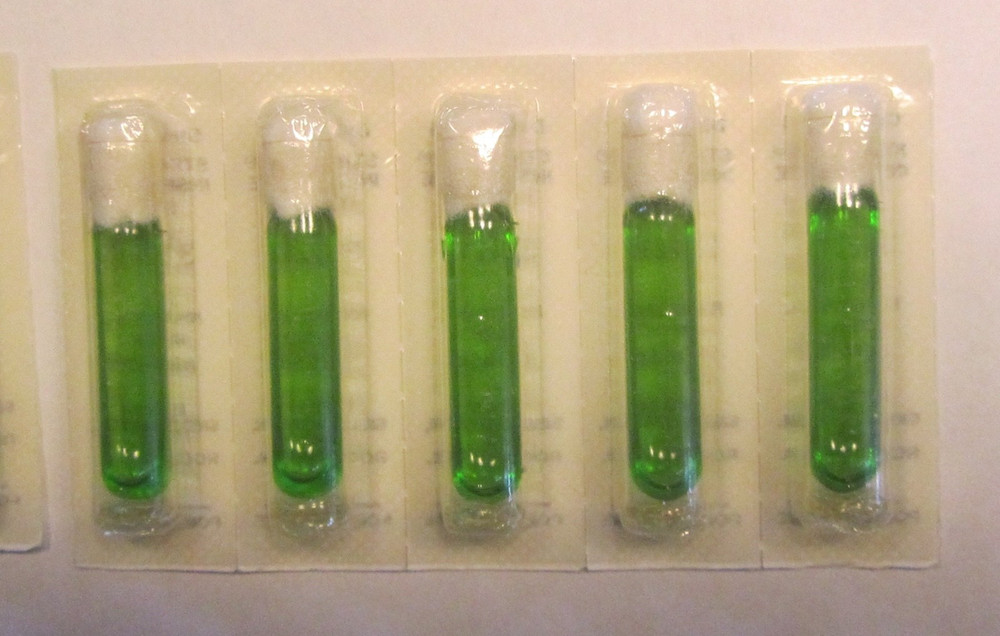 VINTAGE 1945 STING-KILL SWABS EXTERNAL ANALGESIC FOR INSECT BITES BY NORTON CO.