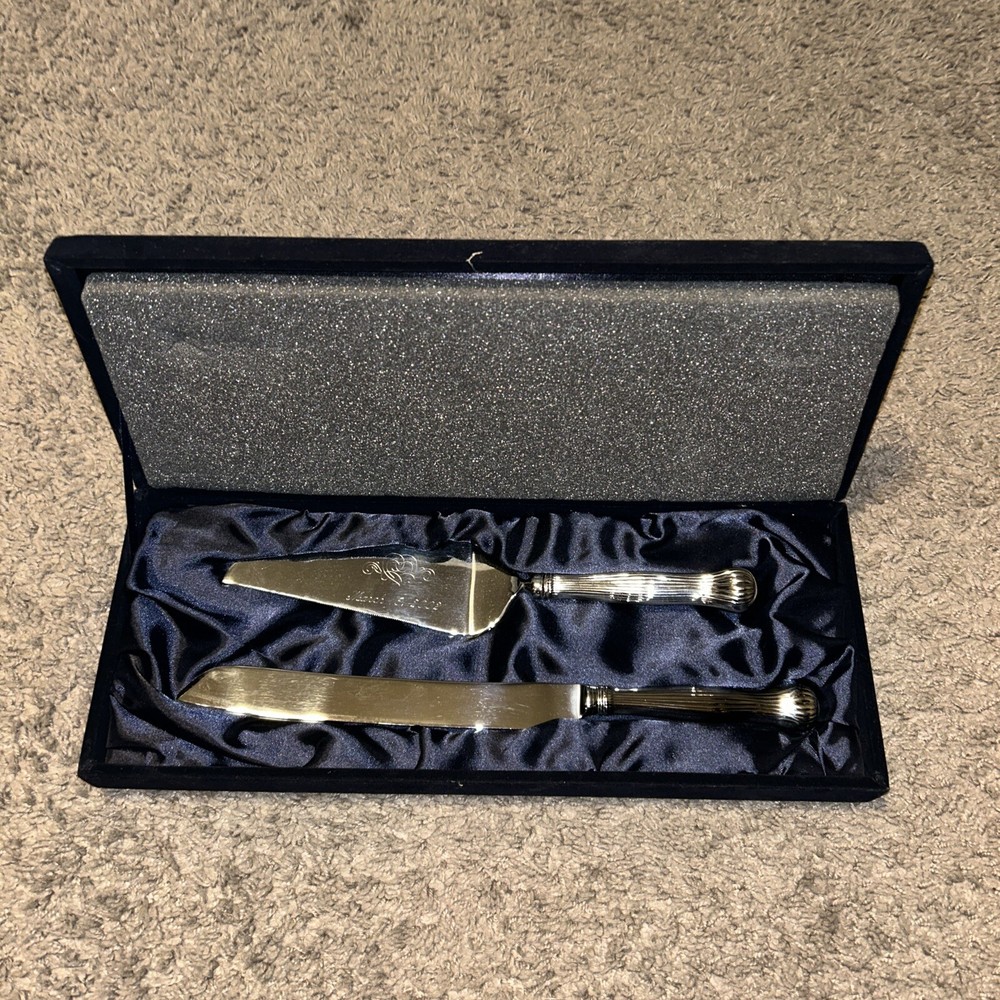 Things Remembered Cake Serving, Cutting Knife Set! QUALITY! SHARP! March 16 2002