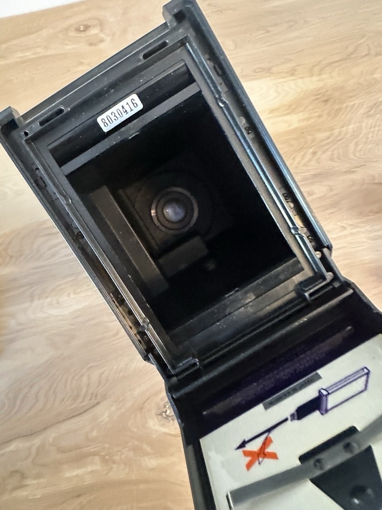 Hitachi Crt King Polaroid Camera Works Branding Missing
