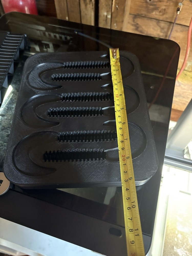 Large Grub Fishing Mold