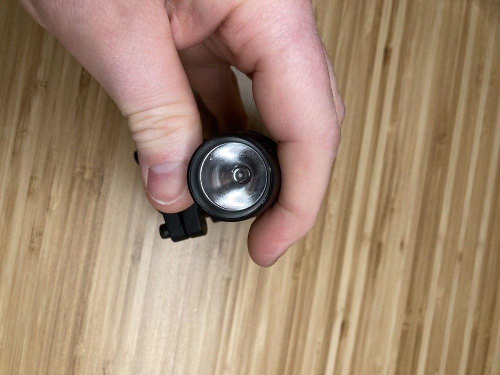 Aimshot Flashlight With Rifle Barrel Mount