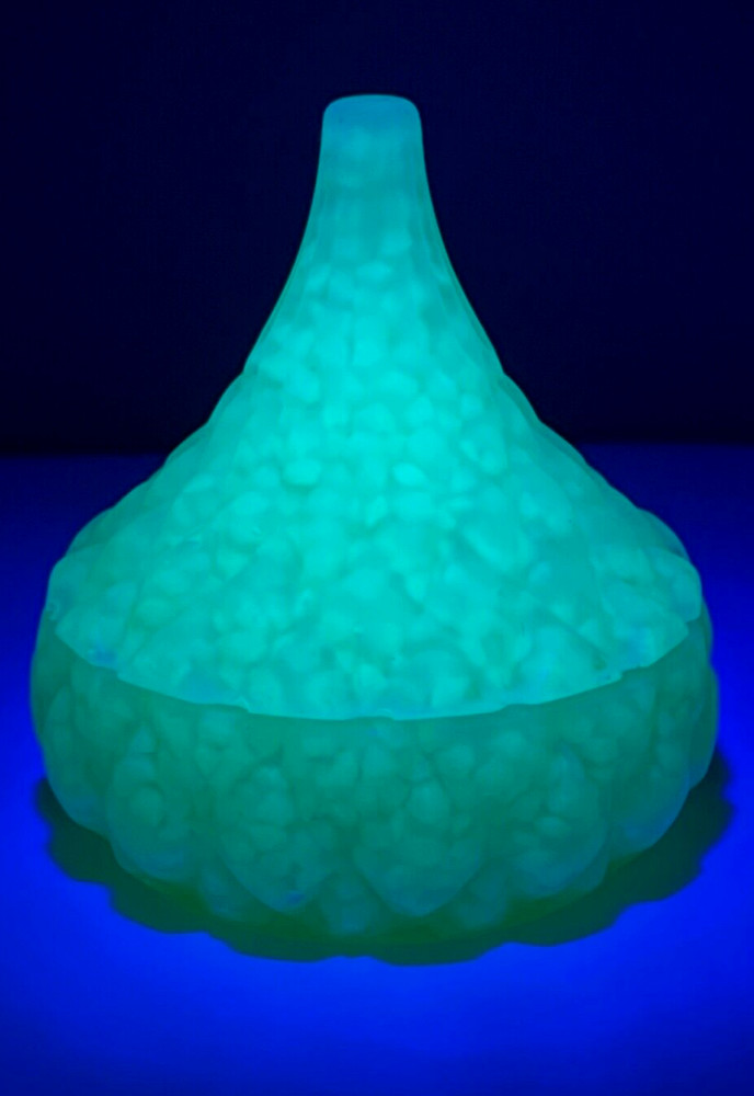 IT GLOWS UV REACTIVE Luminous Fluorescent container planter ring holder GLOWS!