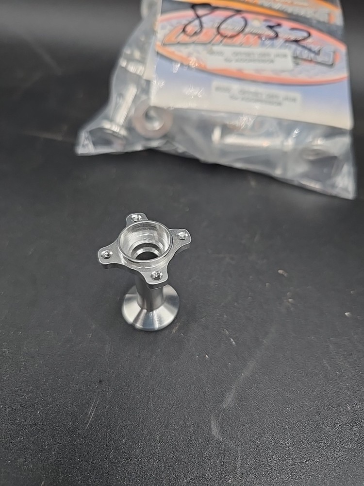 Custom Works Aggressor Offset Diff Hub 8032 Pan Car Rc