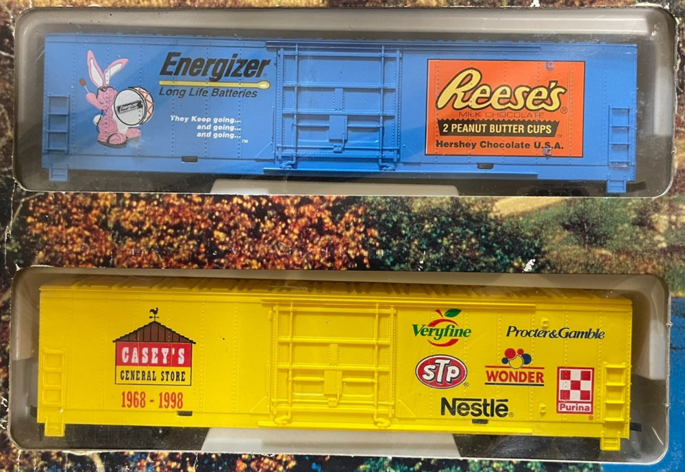 IHC HO - Casey's General Store Anniversary Express - Train Set