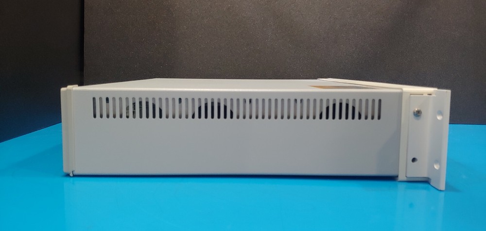 Agilent 3499A: Switch / Control System Main Frame (6947)