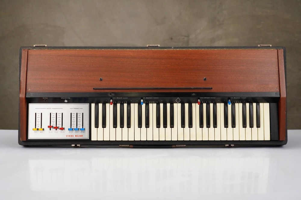 Logan String Melody Synthesizer #57571