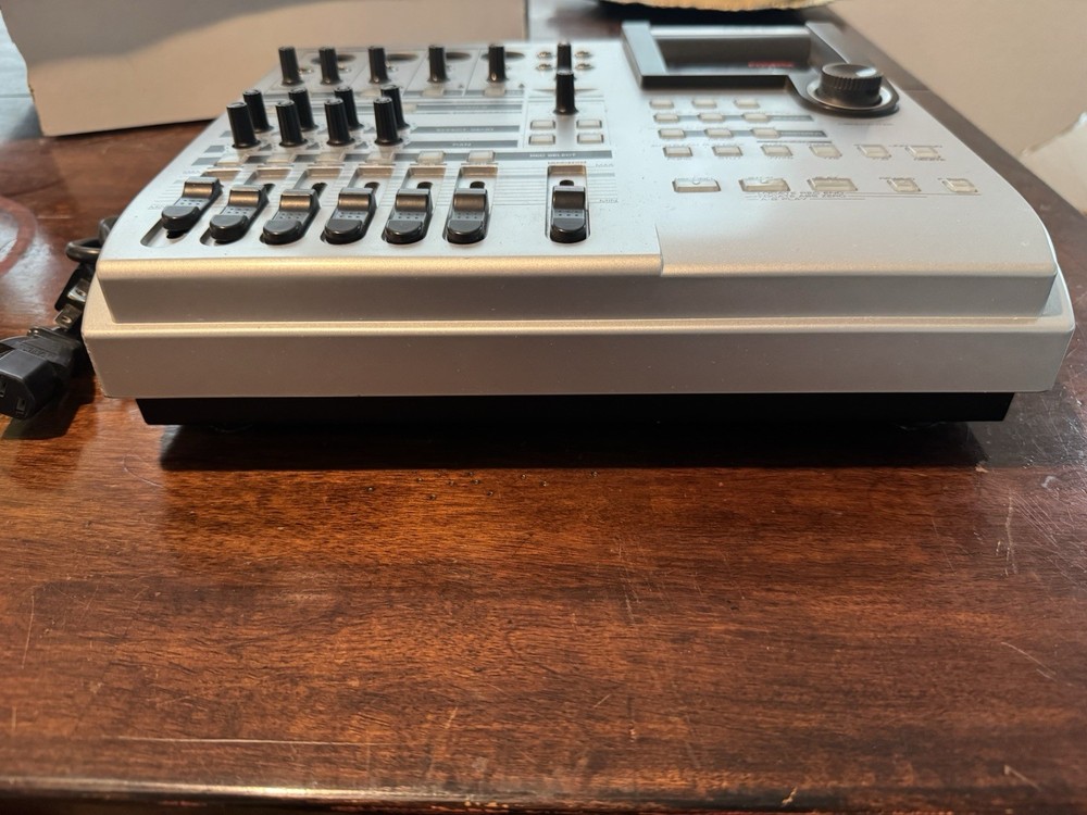 Fostex MR-8HD Digital Multitrack Recorder MR8HD - TESTED-
