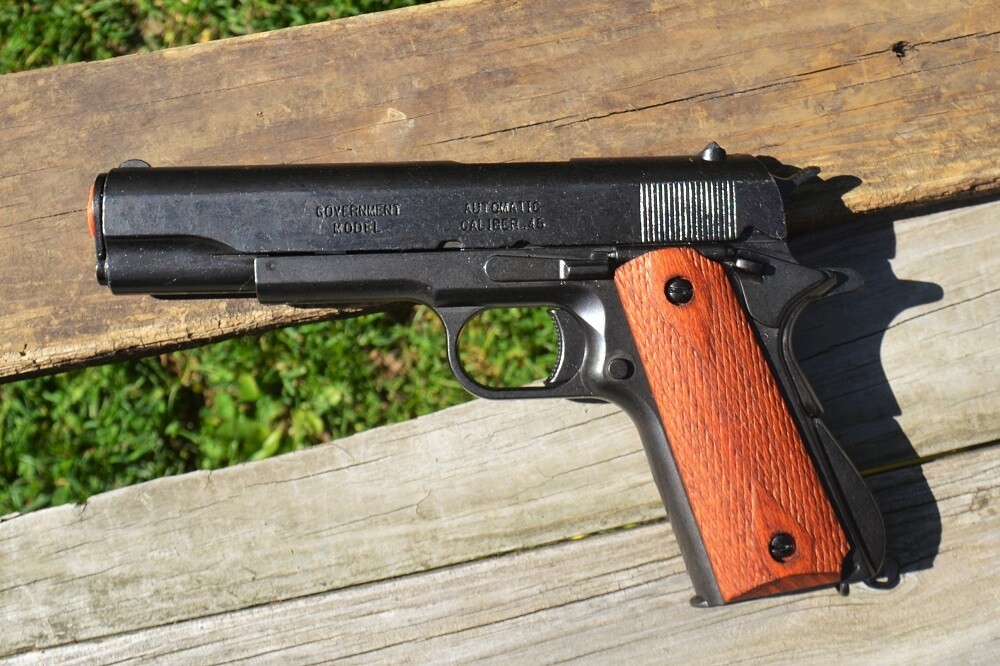 Non-Firing Denix Replica Colt M1911 A1 .45 Caliber Government 1911