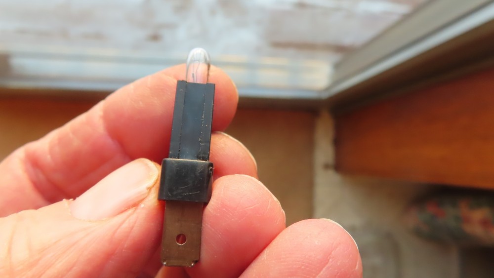 Volvo 240 Switch light socket with bulb BLACK 1 contact Tested good condition