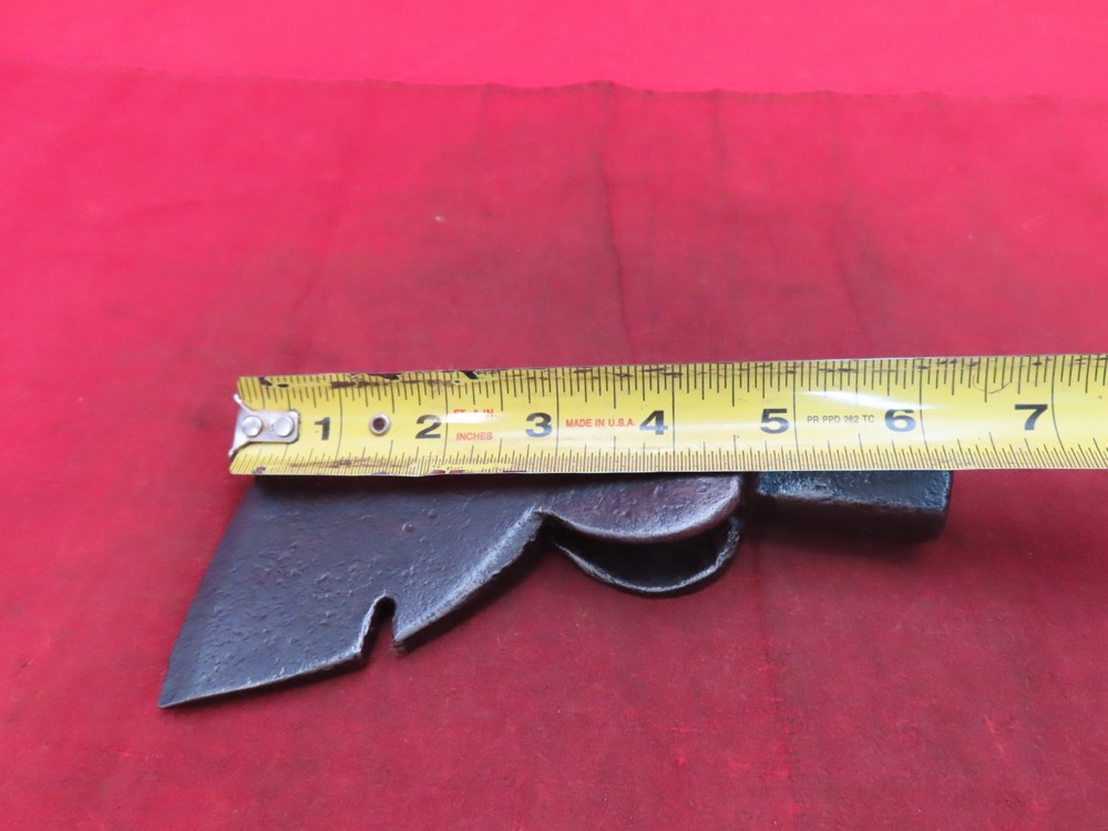 VTG UNMARKED ROOFERS SHINGLE CARPENTER HATCHET HAMMER AXE HEAD NAIL PULLER TOOL