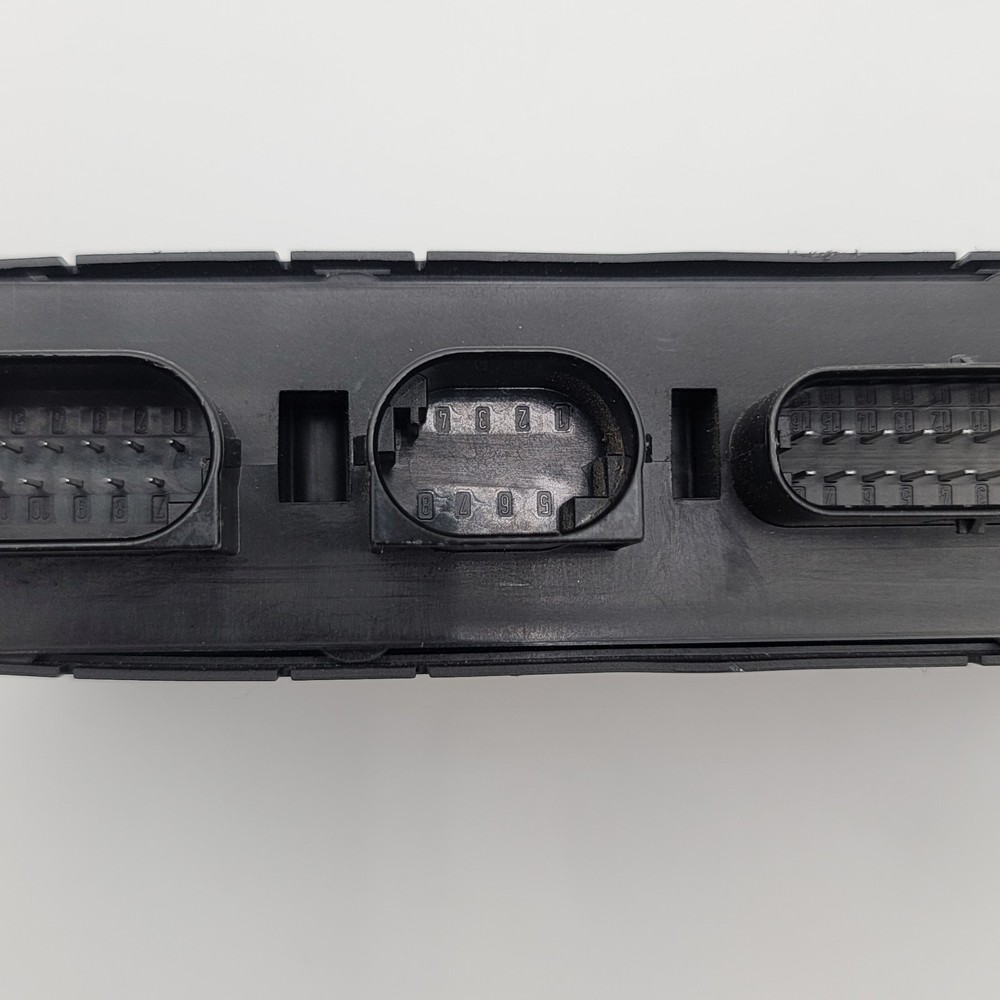 BMW I01 I3 Charging Unit Interface Lim Module OEM