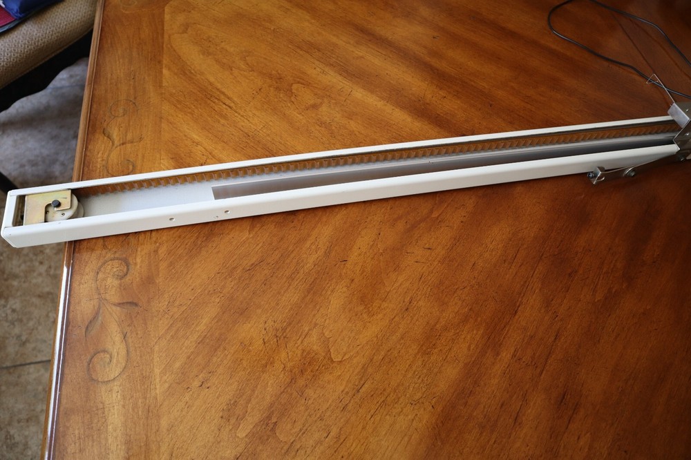 Knitking PDU same as Brother KE100 Knitting Machine Replacem SHUTTLE + RAIL ONLY
