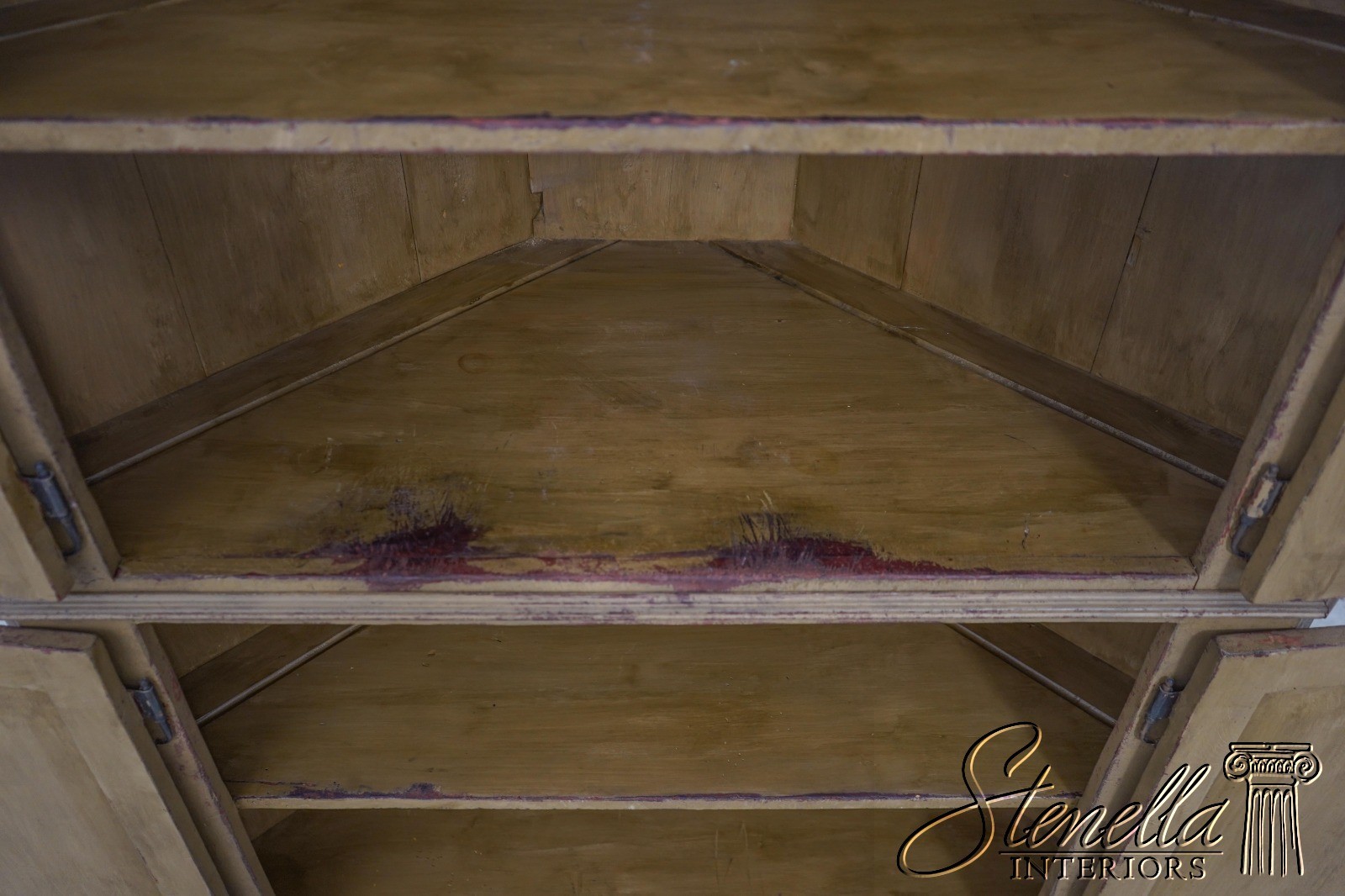 L60554: J.MURPHY Hand Crafted Painted Country Corner Cabinet