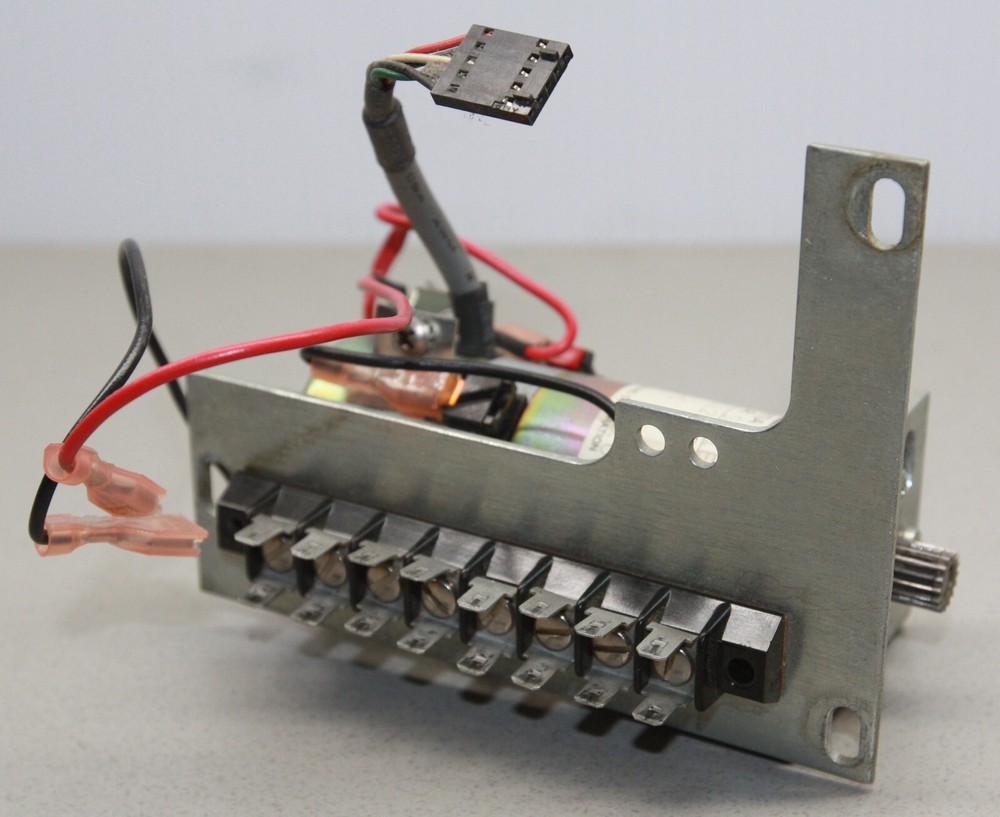 GERBER HS15 Plotter - Carriage Feed Servo Motor Encoder w/ Pulley & Mount FB5M