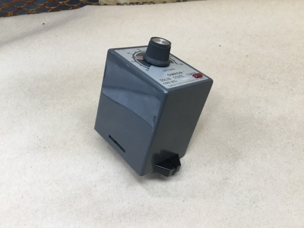 Omron Solid State Timer Relay DTS-44A001C 0-30 Seconds 8 Pin #55B43