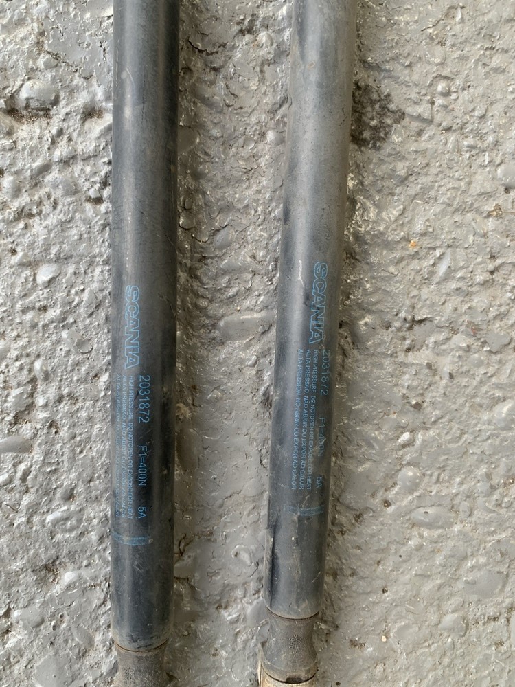 Scania Grill Strut