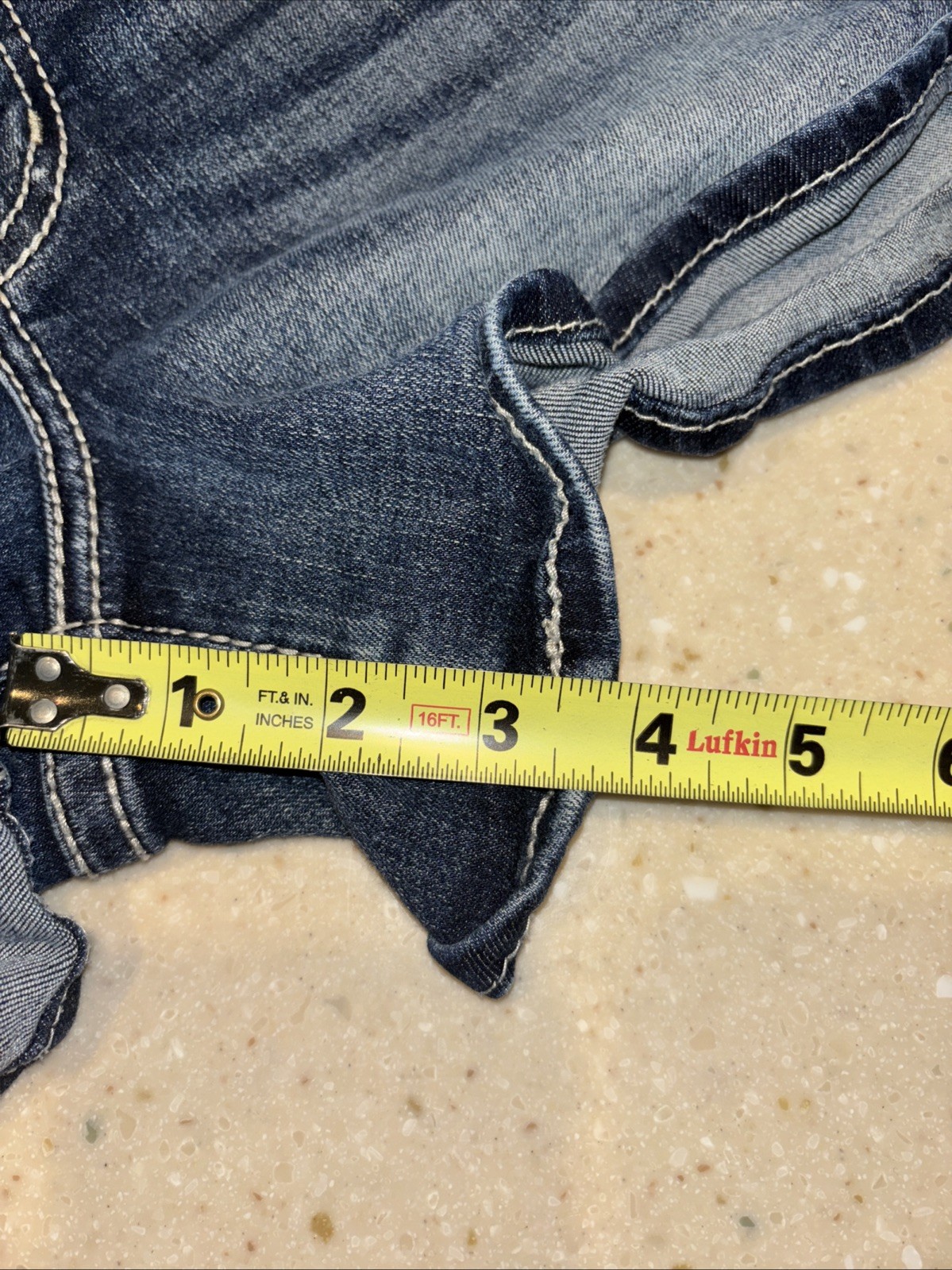 SHYANNE Shorts Womens Size 27 Blue Jean Denim Cowgirl Western Bling 4” JUNIORS