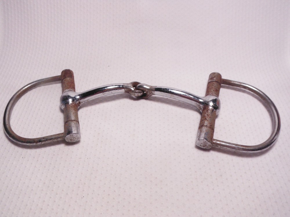VINTAGE D-RING SNAFFLE BIT ~ MADE IN JAPAN.