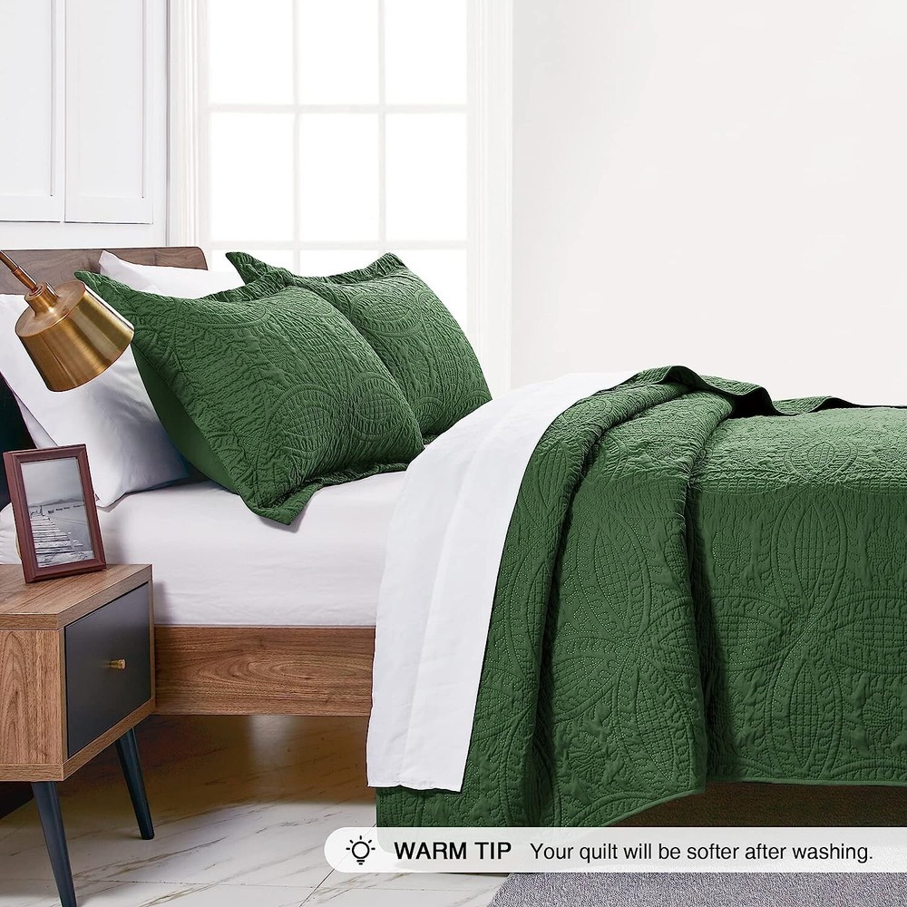 King Size Quilt Set - Lightweight Bedspread with Coin Pattern - Olive Green