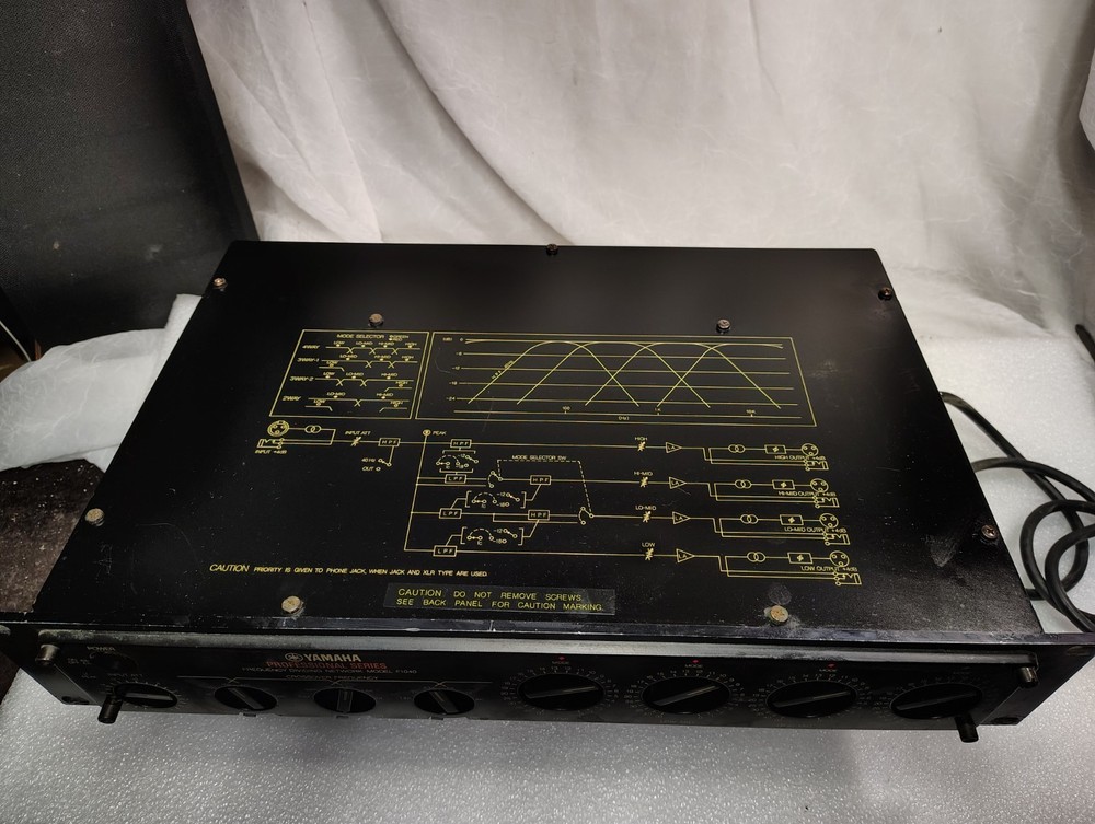 YAMAHA F-1040 electronic crossover