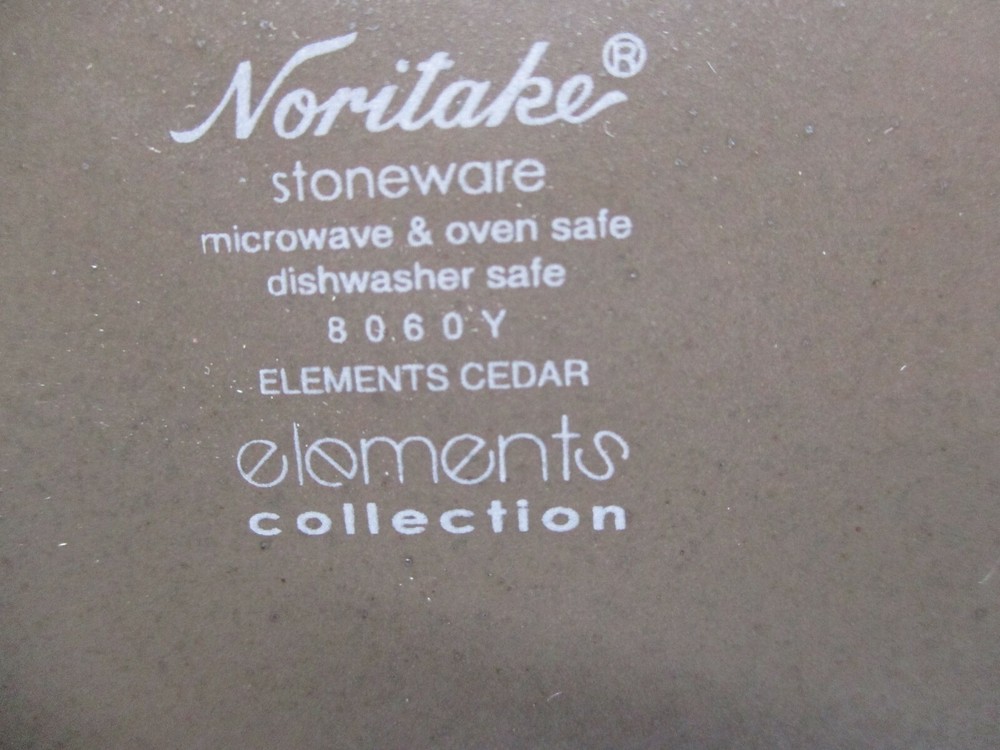 NORITAKE ELEMENTS - ONYX BLACK - MUG 4 x 3 1/2" 0309D