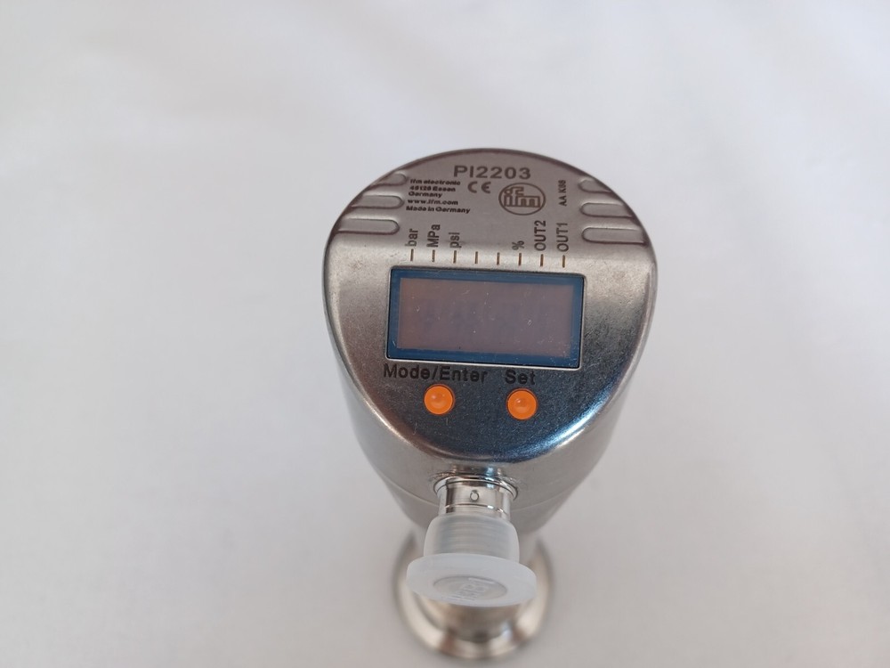 IFM electronic pressure sensor PI2203 new without original packaging