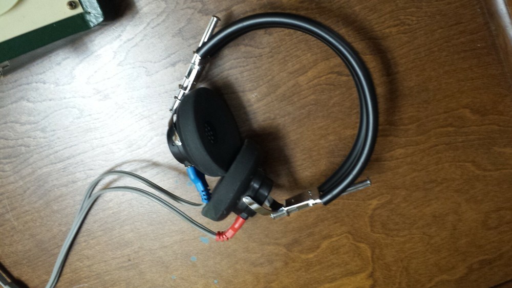 Eckstein Brothers Miniature Audiometer Model 60 Hearing Test 