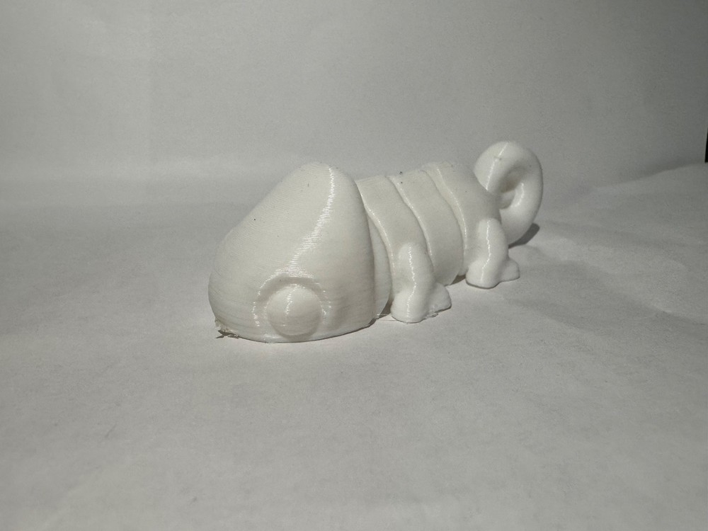 3D Printed Articulated Chameleon (Customize yourself!)