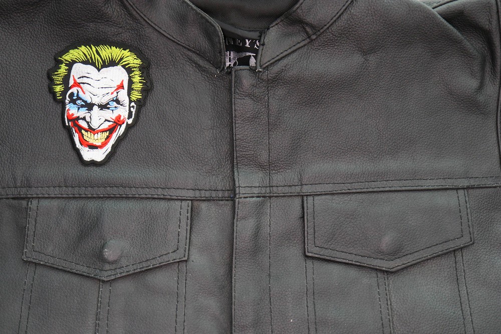 Patch (Iron-On/Sew-On), Cheeky Joker Patch, Crazy Face, Comic 3.3" x 4"