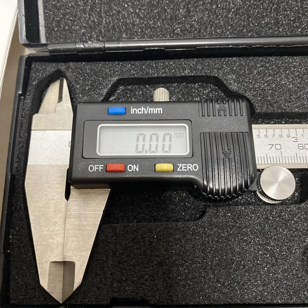 Pittsburgh 6" Digital Caliper. Model 47257